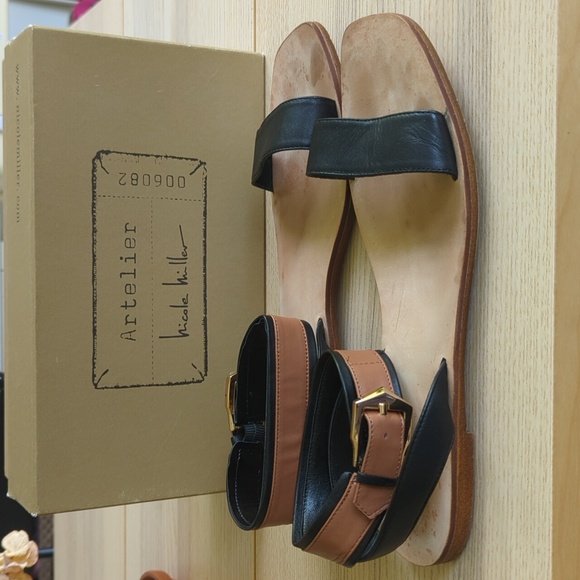 Artelier Nicole Miller black/tan leather sandals - Picture 1 of 5